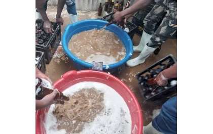 Rutsiro: Litiro ibihumbi 17 z'inzoga zengwaga mu isabune zamenwe