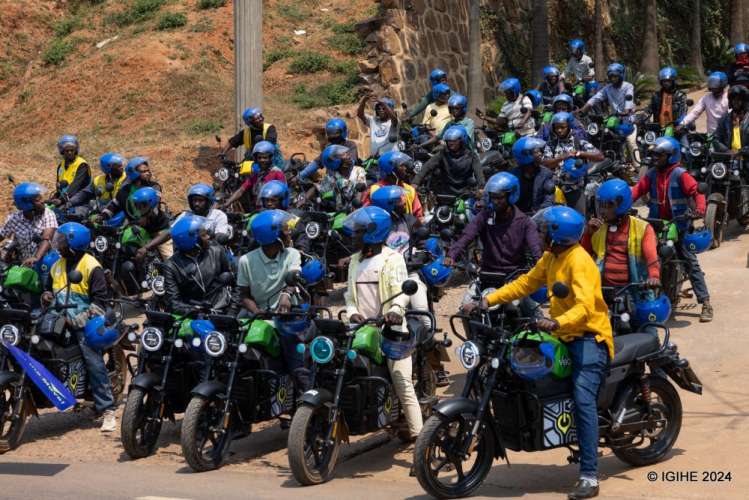 Spiro yisobanuye ku bibazo uruhuri bivugwa kuri moto zayo