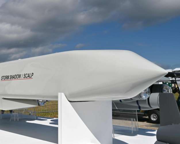 Ukraine yarashe ku ruganda rwa peterori rw'Uburusiya nabwo bwica abasirikare bayo basaga 200