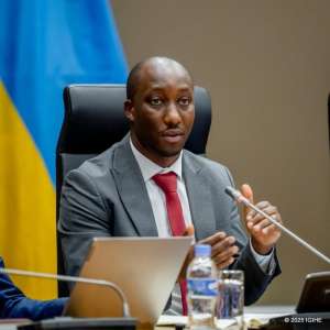 Minisitiri Gasore yakomoje ku mpamvu hashyizweho igihano cy&rsquo;igifungo ku bashoferi banga guhagarara