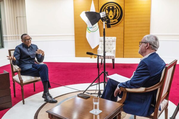 Sinzasaba imbabazi – Perezida Kagame avuga ku bihano byafatiwe u Rwanda