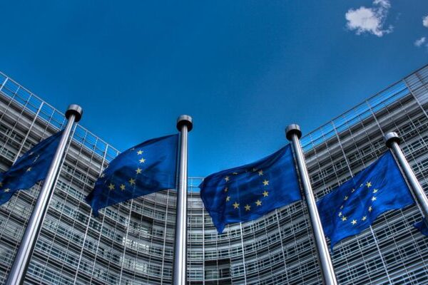 U Burayi bwategujwe akaga gakomeye cyane bugiye guhura na ko