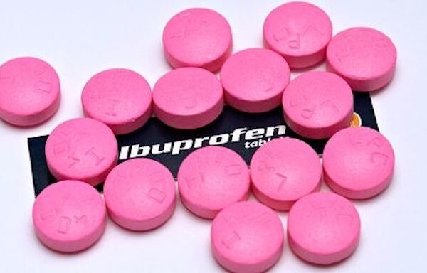 Niba nawe ujya ukoresha Ibuprofen cyane, ibi birakureba!