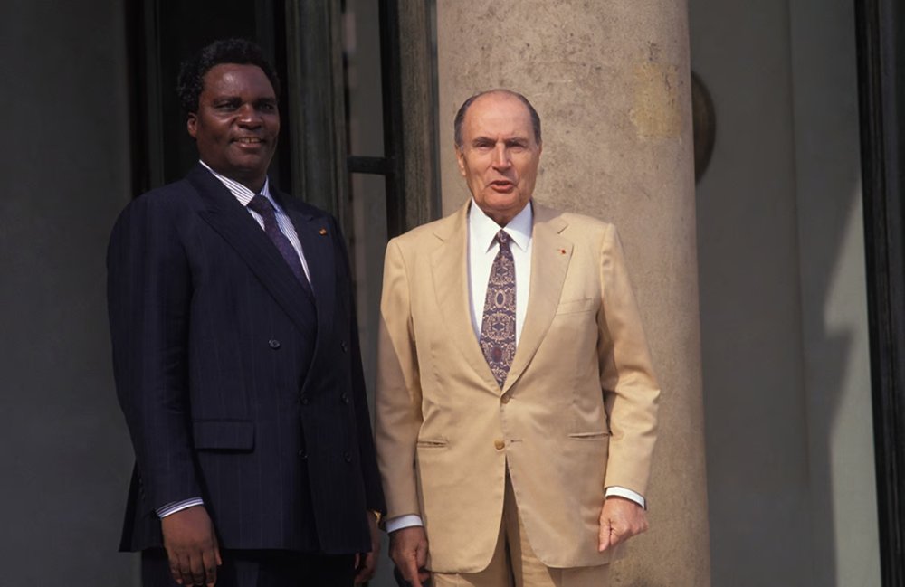 Nta nyungu dufite mu batutsi