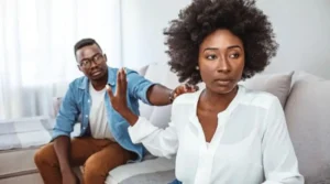 Dore ibimenyetso bizakwereka y’uko umukunzi wawe yifuza ko mutandukana